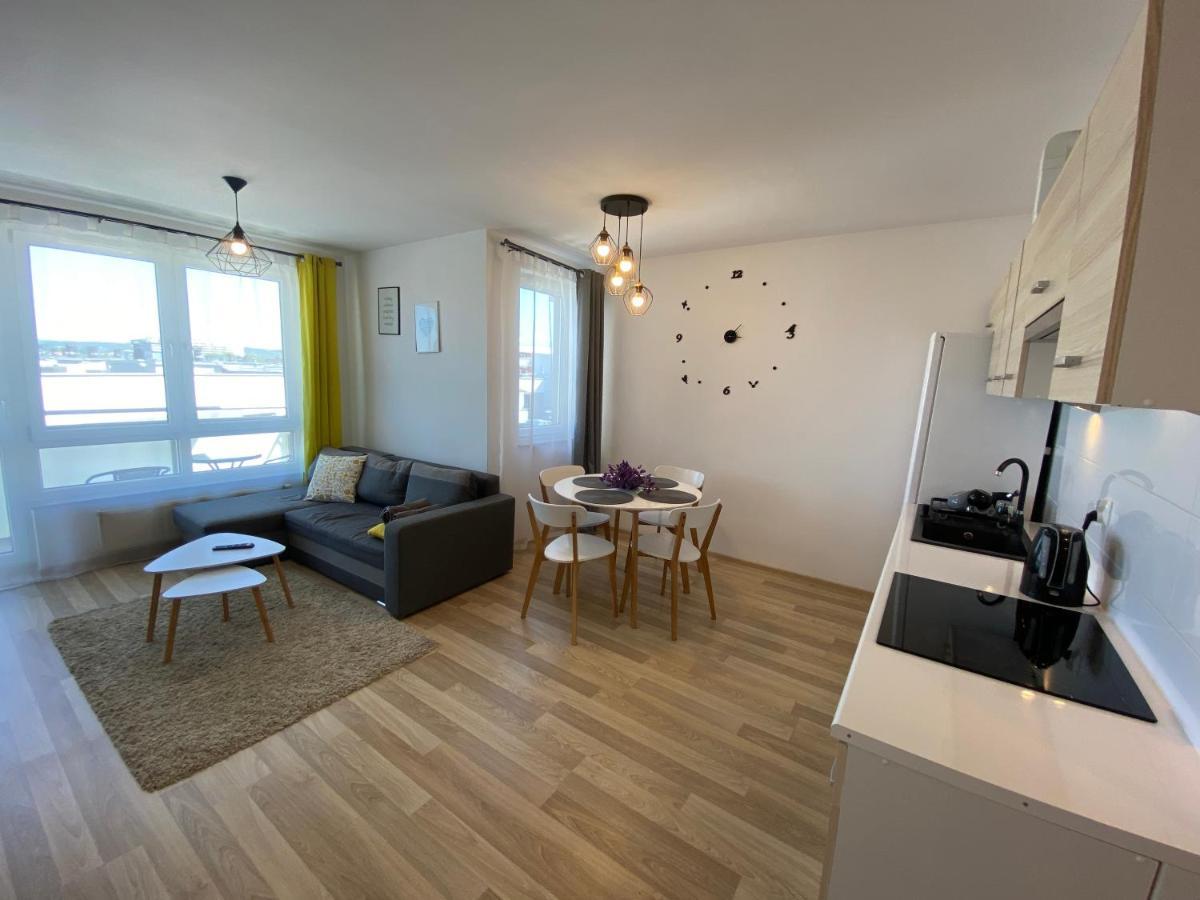 ז'שוב Apartament Centrum Urban מראה חיצוני תמונה